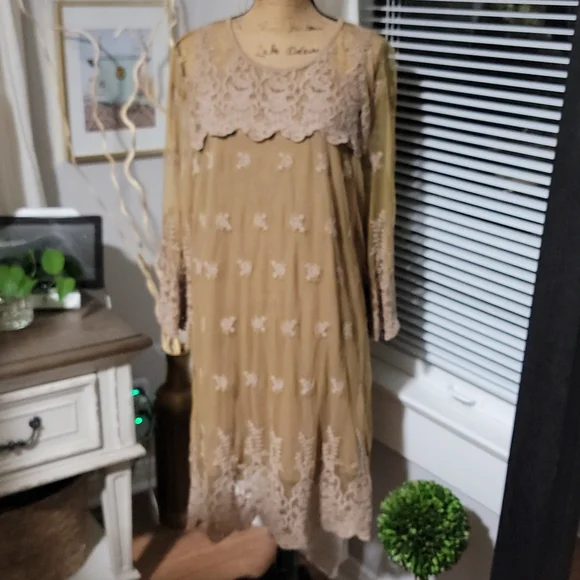 Lady Noiz Dresses | Lady Noiz Dress | Color: Gold | Size: M | 02brooke's Closet